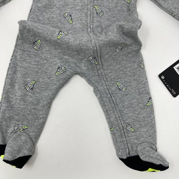 NEW Nike Footie Pajamas Baby Boy Size 3mo 3 Months Gray Sneakers Print Sleeper - Picture 7 of 12